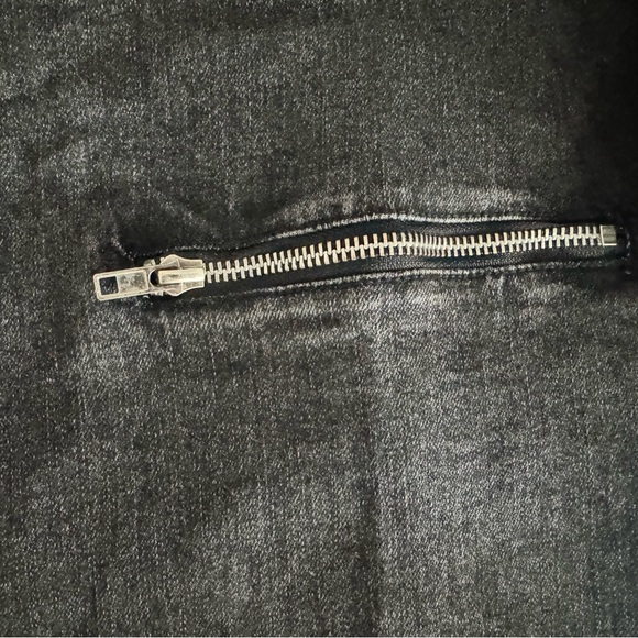 NWT-Zeddy Skirt - Picture 7 of 7